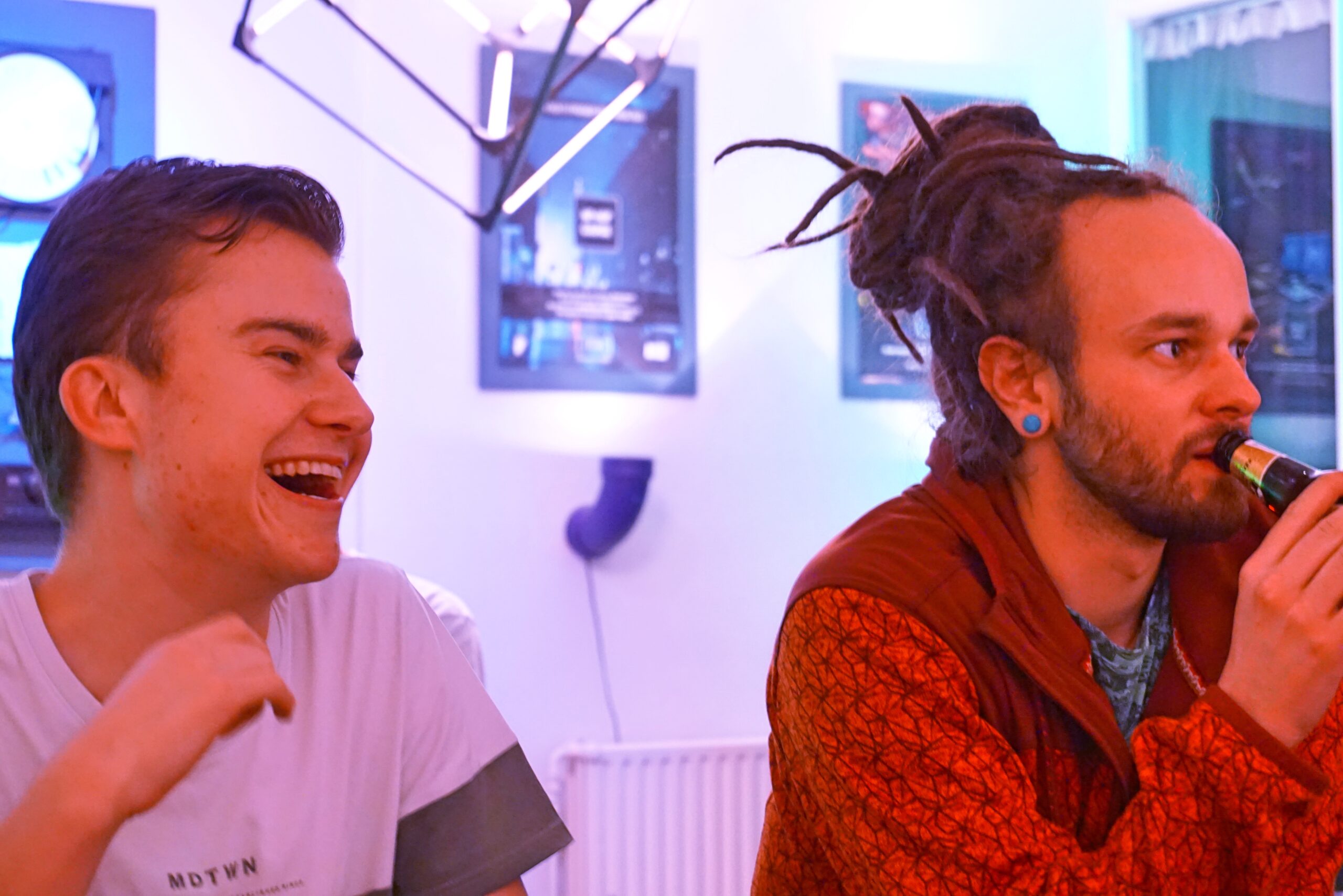 Community vibes lounge
